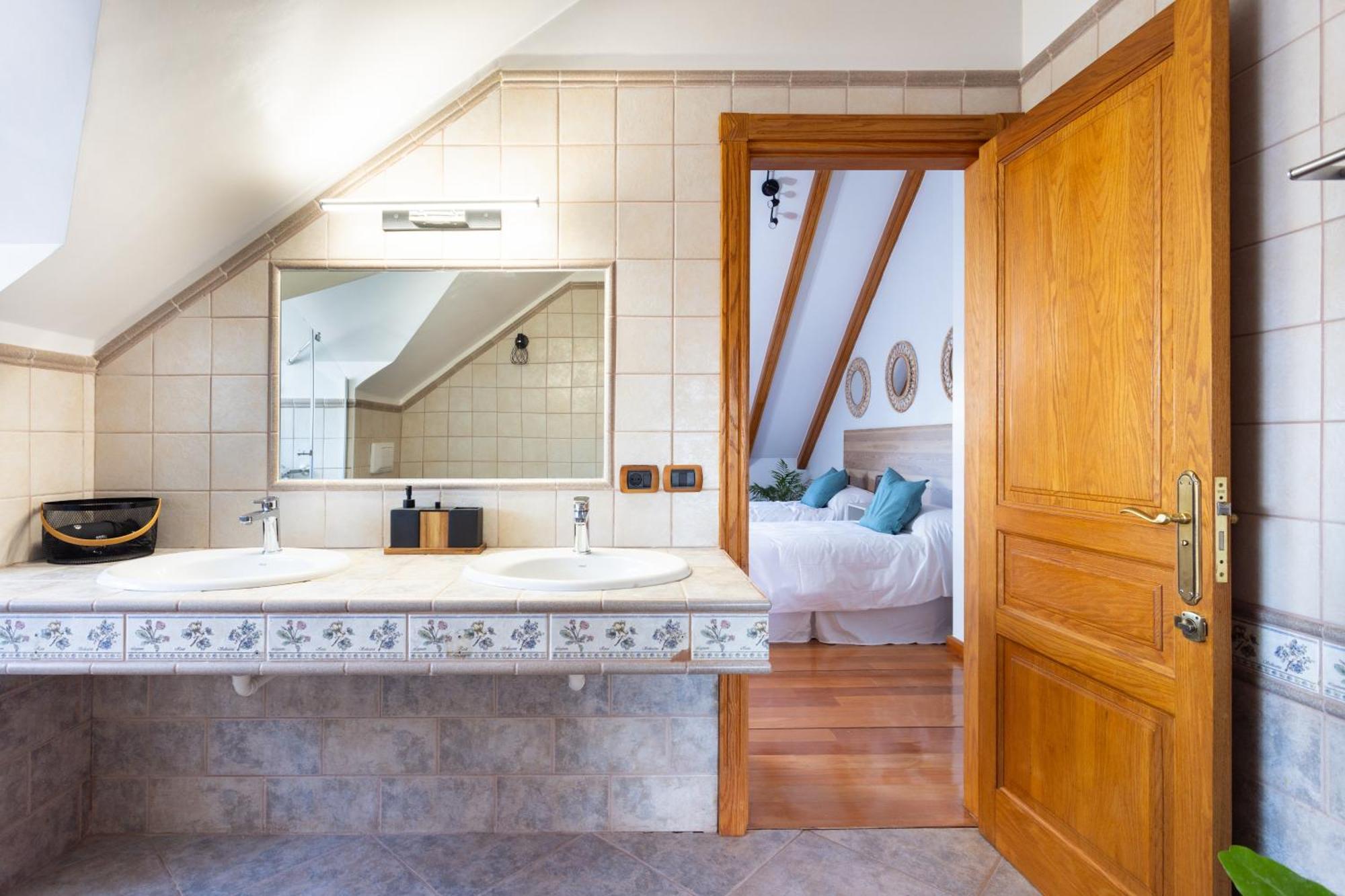 לה לגונה Casa Lali Habitacion Bano Compartido מראה חיצוני תמונה